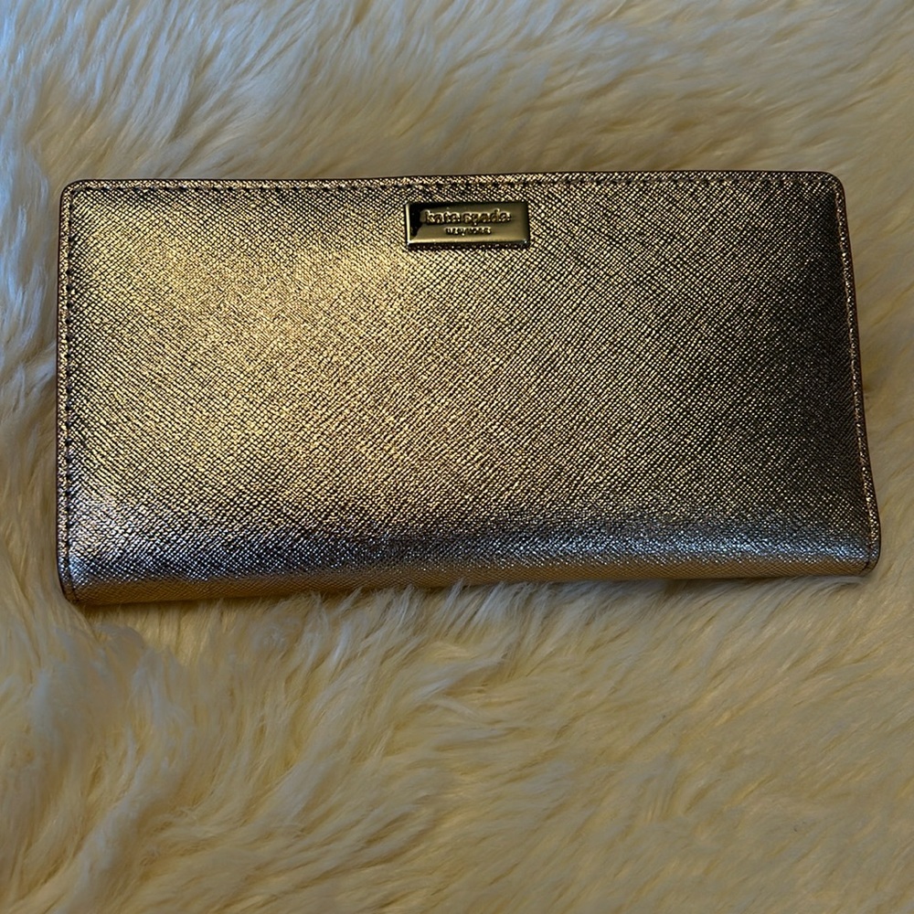 Kate Spade wallet, gold, Excellent condition